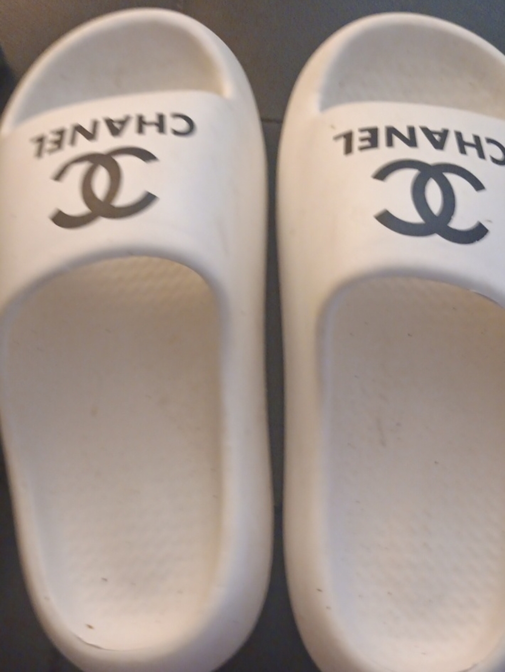 CC POOL Sandles SLIDES 40-41 9-10 Size - Picture 2 of 2